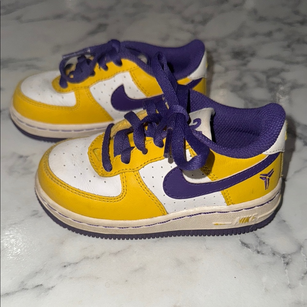 2009 Nike Air Force 1 AF1 Lakers Kobe Bryant GS Sz 7C (314192-151) Pre Owned